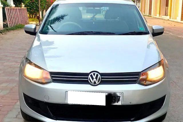 Second-hand 2014 Volkswagen Polo Diesel Highline 1.2L for sale in Lucknow