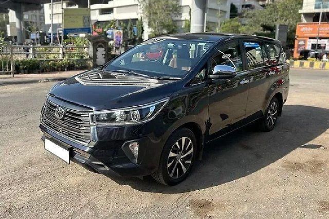 Toyota Innova Crysta 2.4 जेडएक्स 7 STR Second-hand 2021 Toyota Innova Crysta 2.4 जेडएक्स 7 STR for sale in Mumbai