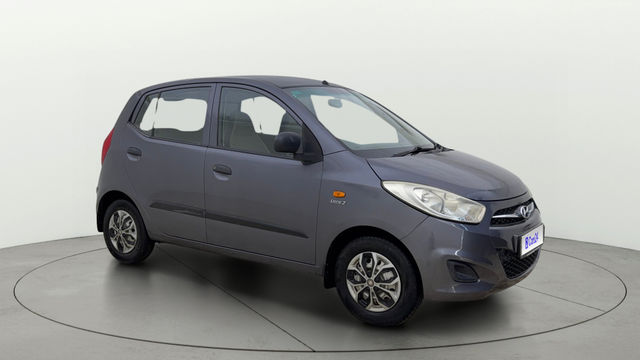 Hyundai i10 Magna 1.1L Second-hand 2014 Hyundai i10 Magna 1.1L for sale in Ahmedabad