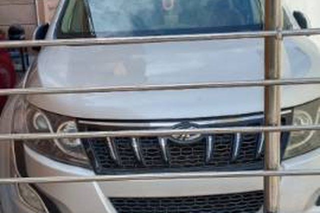 Second-hand 2015 Mahindra XUV500 W11 FWD Diesel for sale in Jodhpur