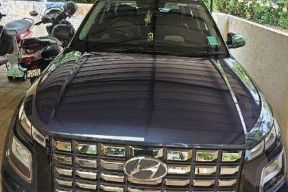 2024 Hyundai Venue एस रेनफोर्स्ड 2023-2025