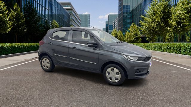 Tata Tiago एक्सटी सीएनजी बीएस6 Second-hand 2022 Tata Tiago एक्सटी सीएनजी बीएस6 for sale in Pune