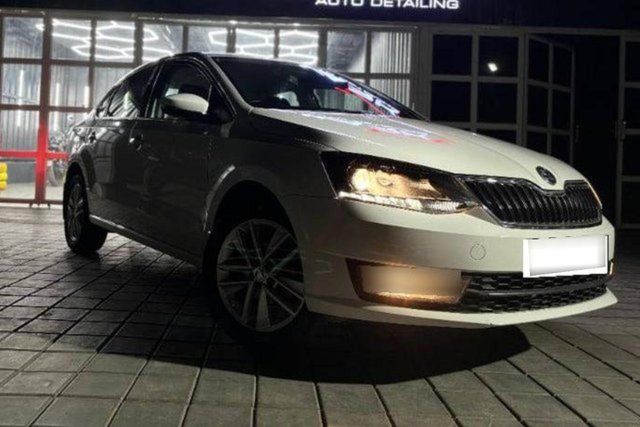 Skoda Rapid 1.6 एमपीआई स्टाइल बीएस4 Second-hand 2018 Skoda Rapid 1.6 एमपीआई स्टाइल बीएस4 for sale in Bangalore