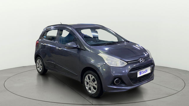 Second-hand 2015 Hyundai Grand i10 स्पोर्टज़ for sale in Indore