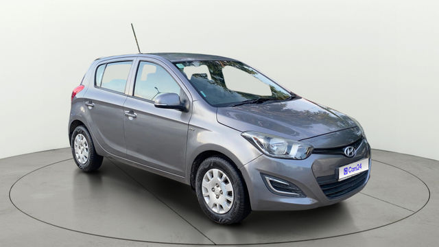 Hyundai i20 Magna Optional 1.2 Second-hand 2013 Hyundai i20 Magna Optional 1.2 for sale in Vadodara