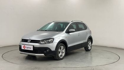 2015 Volkswagen Polo पेट्रोल हाईलाइन 1.2L