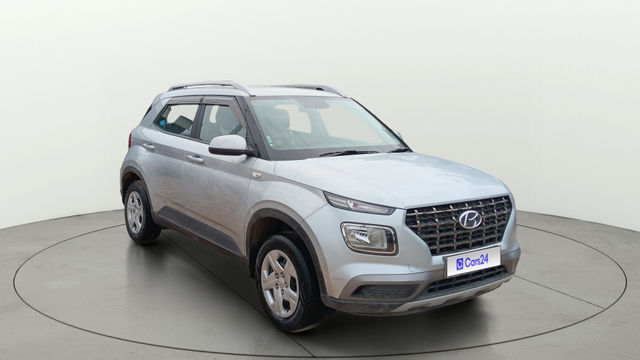 Hyundai Venue एस रेनफोर्स्ड Second-hand 2022 Hyundai Venue एस रेनफोर्स्ड for sale in Bhopal