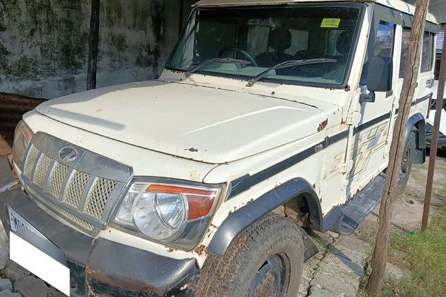 Mahindra Bolero SLE BSII Second-hand 2011 Mahindra Bolero SLE BSII for sale in Khargone