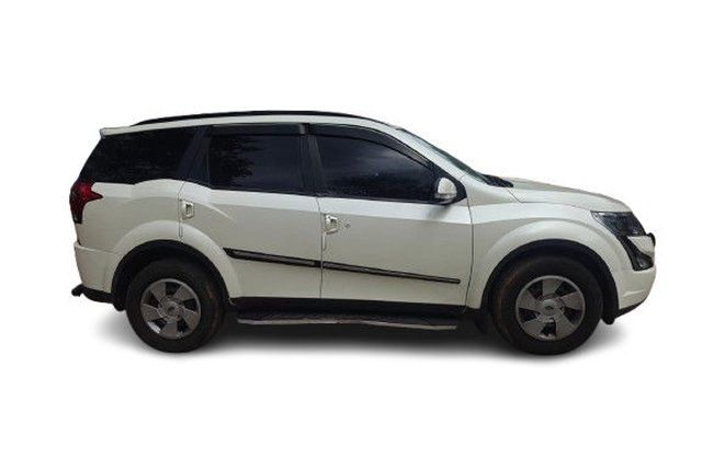 Mahindra XUV500 W7 BSIV Second-hand 2019 Mahindra XUV500 W7 BSIV for sale in Coimbatore