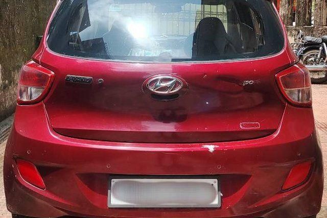 Second-hand 2013 Hyundai Grand i10 स्पोर्टज़ for sale in Mumbai