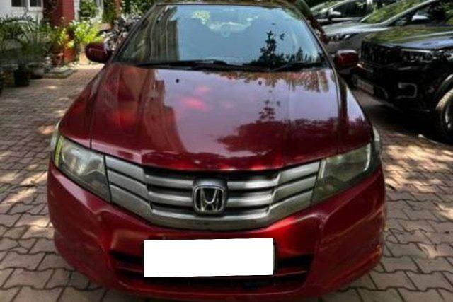 Honda City 1.5 वी MT Second-hand 2010 Honda City 1.5 वी MT for sale in Chandigarh