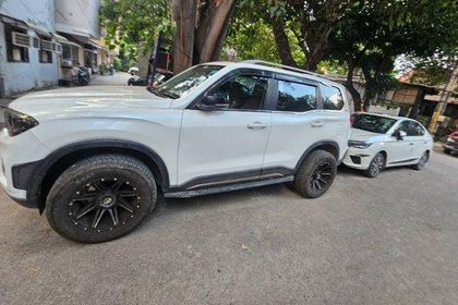 2024 Mahindra Scorpio N Z2
