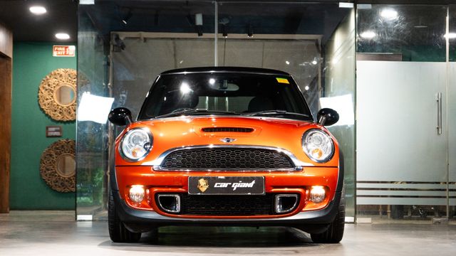 Mini Cooper S Second-hand 2013 Mini Cooper S for sale in New Delhi
