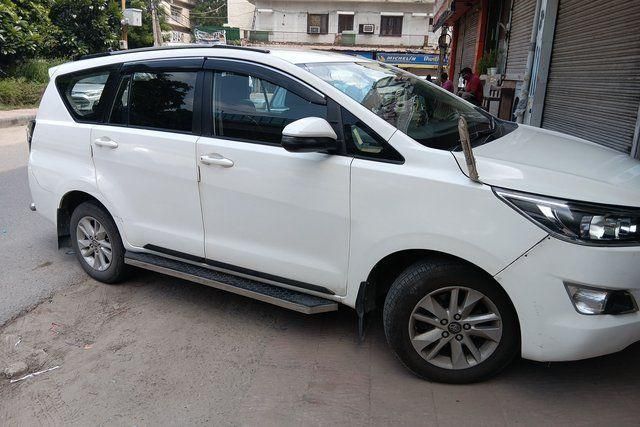 Toyota Innova Crysta 2.8 GX AT BSIV Second-hand 2018 Toyota Innova Crysta 2.8 GX AT BSIV for sale in New Delhi