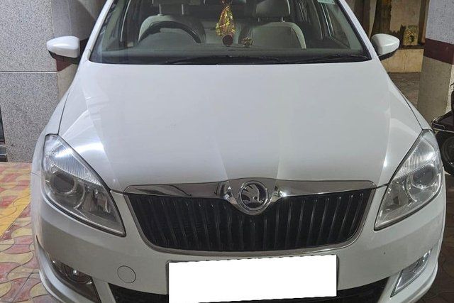 Skoda Rapid 1.6 MPI AT Style Plus Second-hand 2016 Skoda Rapid 1.6 MPI AT Style Plus for sale in Hyderabad