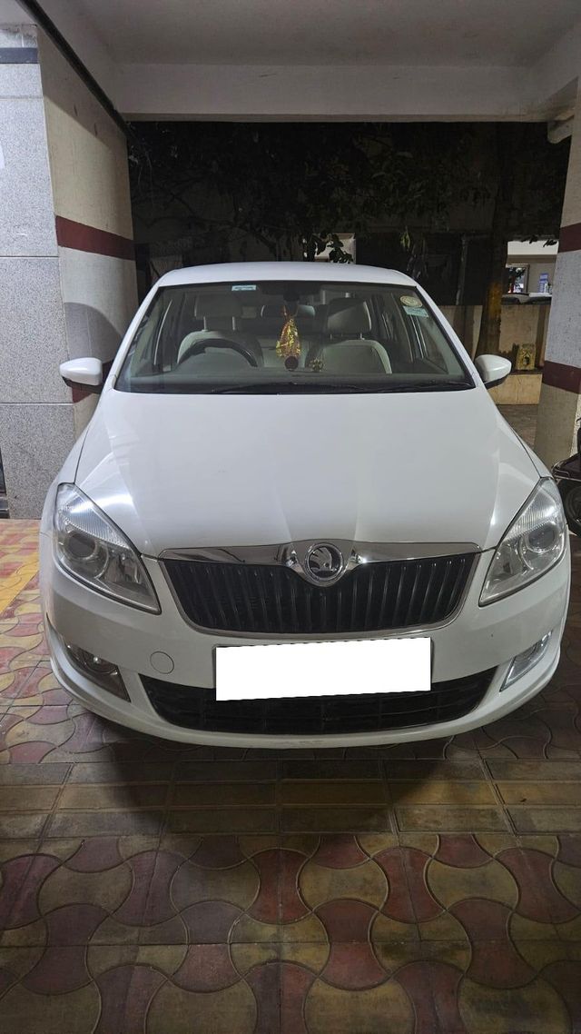 Skoda Rapid 1.6 एमपीआई स्टाइल प्लस Second-hand 2016 Skoda Rapid 1.6 एमपीआई स्टाइल प्लस for sale in Hyderabad
