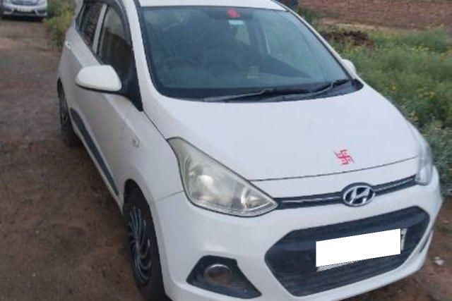 Second-hand 2016 Hyundai Grand i10 मैग्ना for sale in Bhiwani