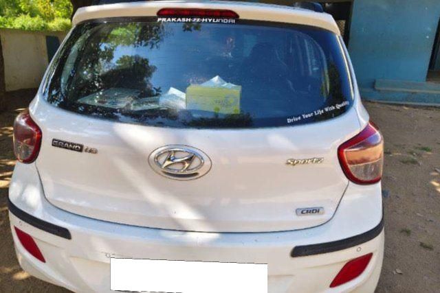 Hyundai Grand i10 CRDi स्पोर्टज़ Second-hand 2016 Hyundai Grand i10 CRDi स्पोर्टज़ for sale in Nirmal
