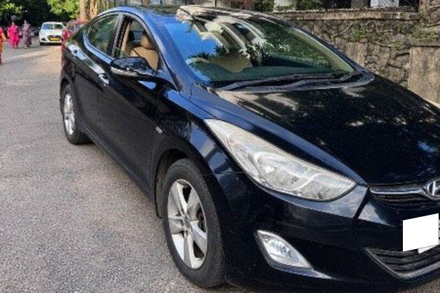 Hyundai Elantra एसएक्स AT Second-hand 2013 Hyundai Elantra एसएक्स AT for sale in Mumbai