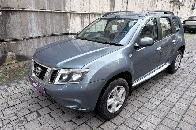 Nissan Terrano XL Second-hand 2014 Nissan Terrano XL for sale in Thane