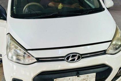 2015 Hyundai Xcent 1.2 कप्पा एस रेनफोर्स्ड ऑप्शन