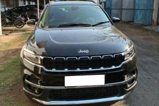 Jeep Meridian Limited Opt 4x2 AT Second-hand 2026 Jeep Meridian Limited Opt 4x2 AT for sale in Kolkata