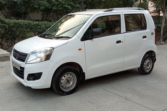 Maruti Suzuki Wagon R एलएक्सआई BS IV Second-hand 2018 Maruti Suzuki Wagon R एलएक्सआई BS IV for sale in Noida