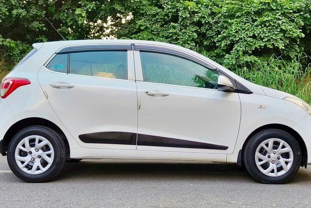 Hyundai Grand i10 1.2 कप्पा स्पोर्टज़ बीएस4 Second-hand 2018 Hyundai Grand i10 1.2 कप्पा स्पोर्टज़ बीएस4 for sale in New Delhi