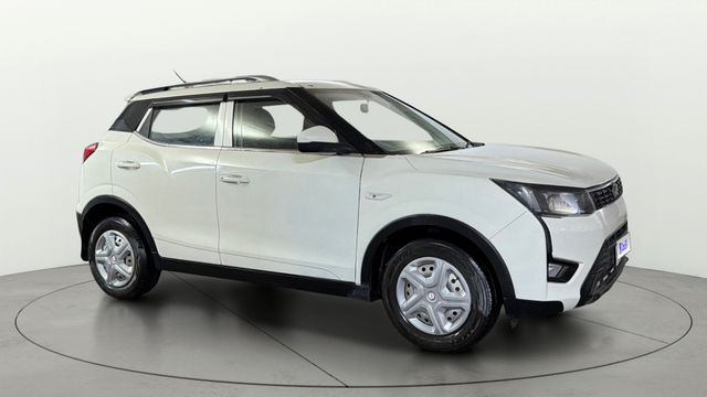 Mahindra XUV300 W4 BSVI Second-hand 2021 Mahindra XUV300 W4 BSVI for sale in Gurgaon
