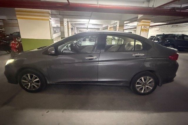 Honda City i-VTEC CVT V Second-hand 2018 Honda City i-VTEC CVT V for sale in Hyderabad