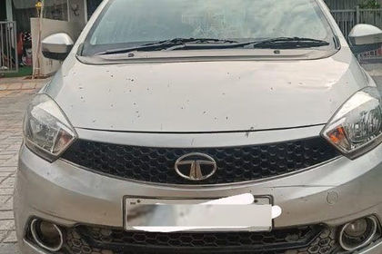2016 टाटा टियागो 1.2 Revotron XZ