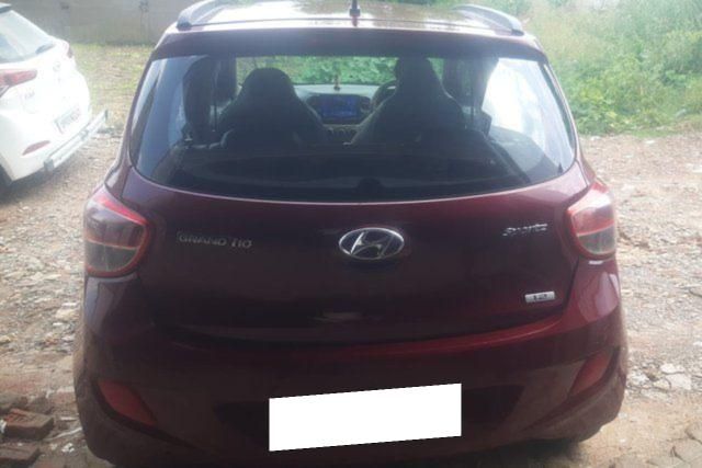 Hyundai Grand i10 1.2 Kappa Era Second-hand 2017 Hyundai Grand i10 1.2 Kappa Era for sale in Varanasi