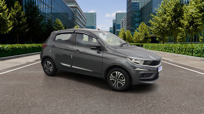 2024 Tata Tiago XT Option