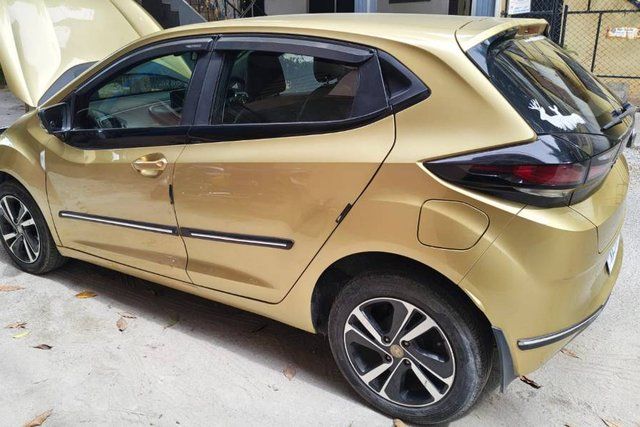 Tata Altroz एक्सजेड बीएस6 Second-hand 2020 Tata Altroz एक्सजेड बीएस6 for sale in Bangalore