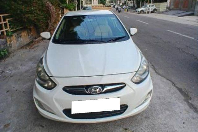Hyundai Verna 1.6 एसएक्स CRDi (O) Second-hand 2013 Hyundai Verna 1.6 एसएक्स CRDi (O) for sale in Jalandhar