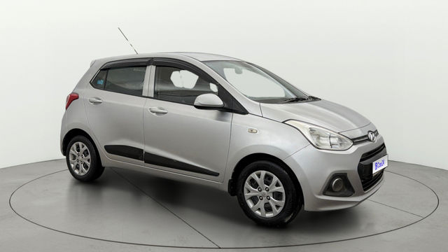 Second-hand 2016 Hyundai Grand i10 Magna AT for sale in Noida
