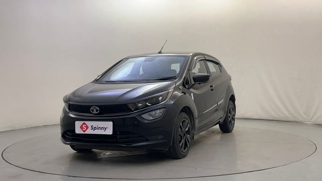 Second-hand 2023 Tata Altroz XZ Plus Dark Edition for sale in Bangalore