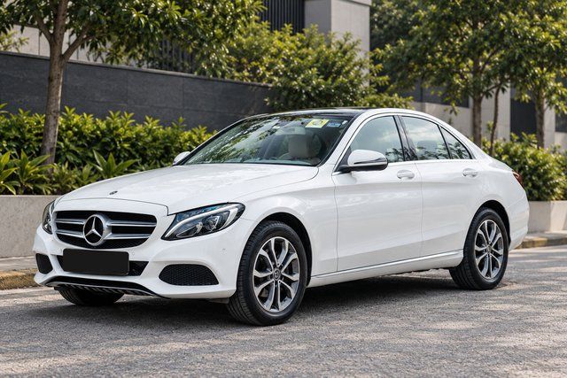 Mercedes-Benz C-Class C 200 CGI Second-hand 2017 Mercedes-Benz C-Class C 200 CGI for sale in New Delhi