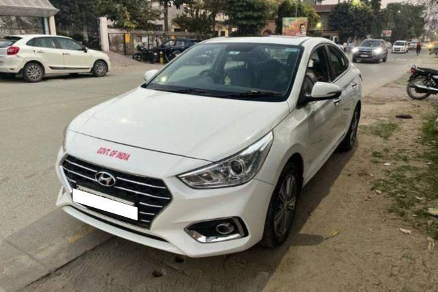 Second-hand 2020 Hyundai Verna VTVT 1.6 AT एसएक्स प्लस for sale in Faridabad