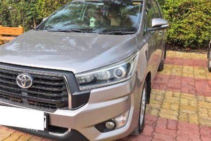 2016 Toyota Innova Crysta 2.4 वीएक्स MT बीएस4