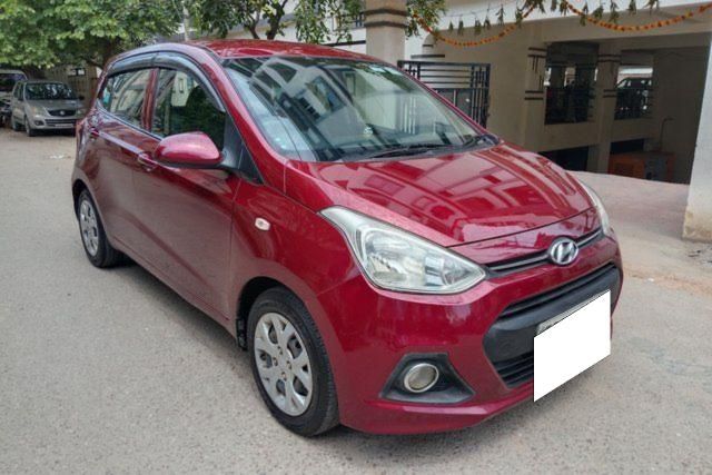 Hyundai Grand i10 CRDi मैग्ना Second-hand 2016 Hyundai Grand i10 CRDi मैग्ना for sale in Hyderabad