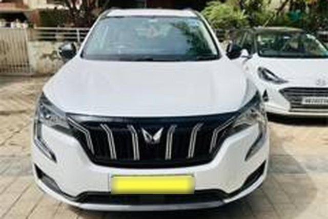 Second-hand 2024 Mahindra XUV700 एएक्स5 5Str AT for sale in Gurgaon