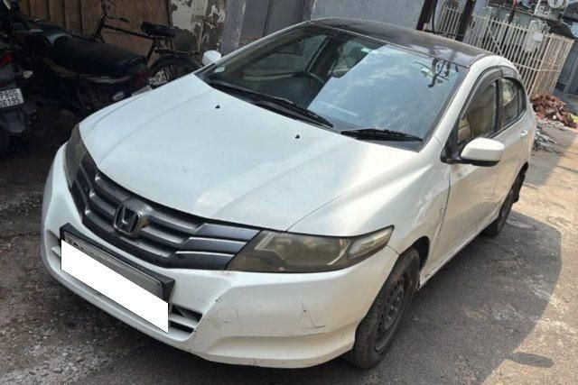 Honda City एस रेनफोर्स्ड Second-hand 2011 Honda City एस रेनफोर्स्ड for sale in Greater Noida