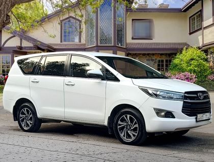 2021 Toyota Innova Crysta 2.4 जी 7 STR