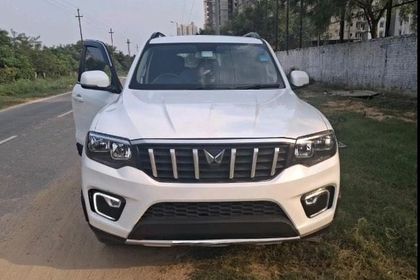 2023 Mahindra Scorpio N Z4 AT बीएस6