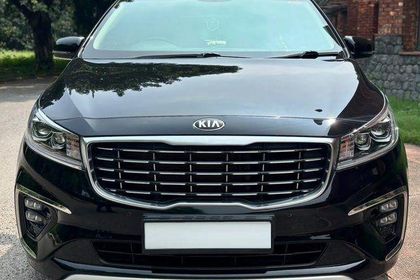 2020 Kia Carnival Limousine
