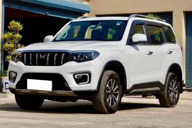 Mahindra Scorpio N Z8 Second-hand 2023 Mahindra Scorpio N Z8 for sale in New Delhi