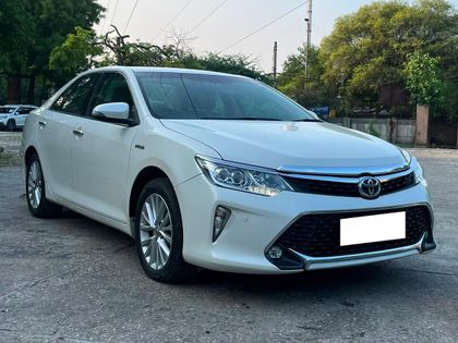 2017 Toyota Camry Hybrid