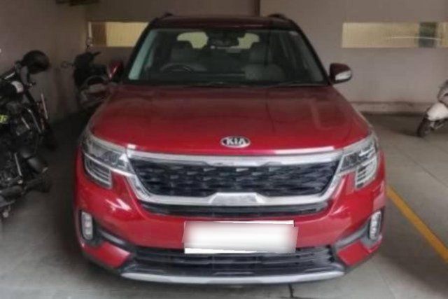 Kia Seltos HTX IVT G Second-hand 2020 Kia Seltos HTX IVT G for sale in Ahmedabad