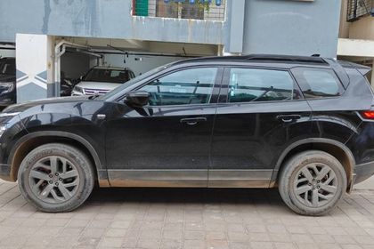 2023 Tata Safari XZA Plus (O) Red Dark Edition AT